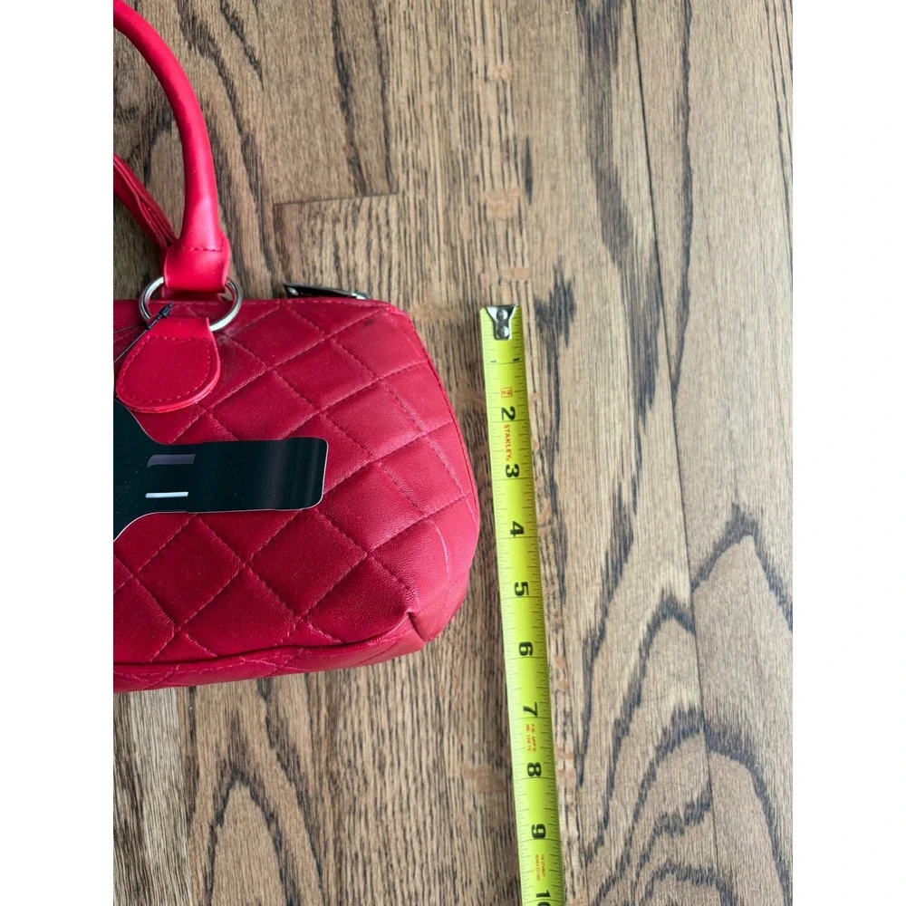 Primeware Red Quilted Insulated Wine Clutch Thermal Bag with Corkscrew NEW